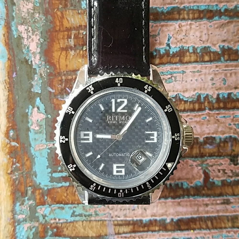 Ritmo mvndo watch